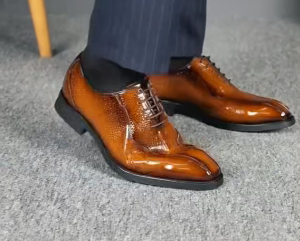 Pointed toe casual men's leather shoes