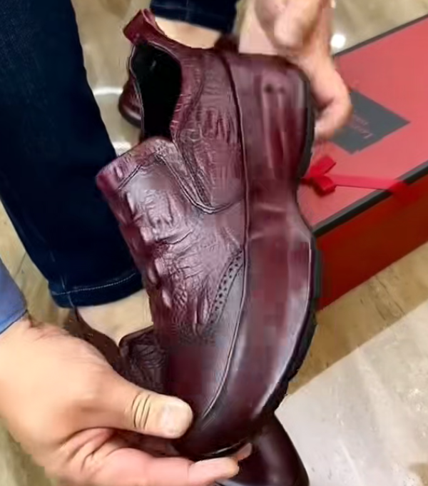 Korean style casual men's leather shoes