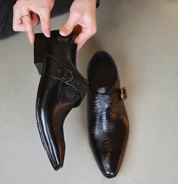 Men's classic versatile casual leather shoes