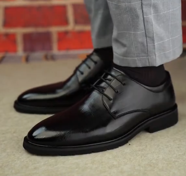 Men's classic leather shoes