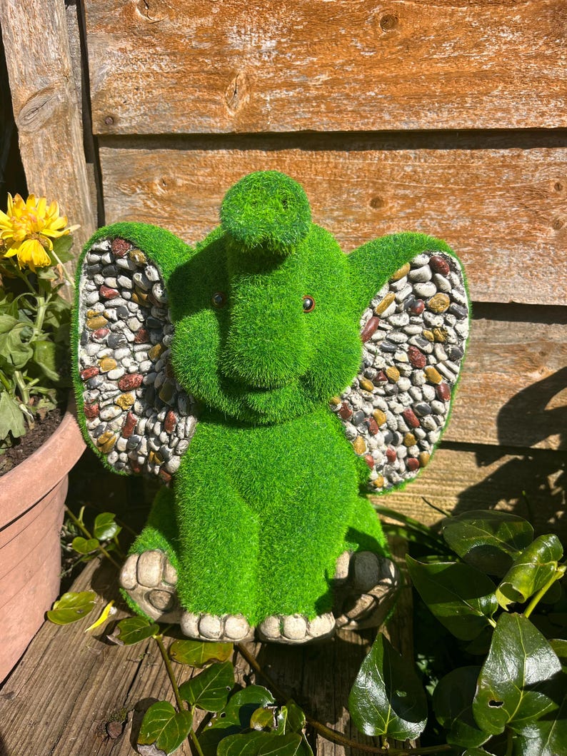 Flocked Artificial Grass Elephant Garden Decoration