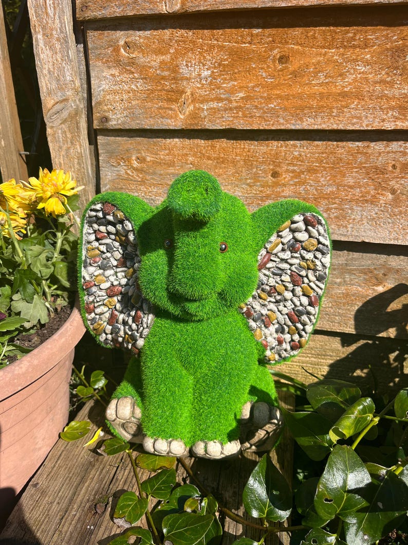Flocked Artificial Grass Elephant Garden Decoration