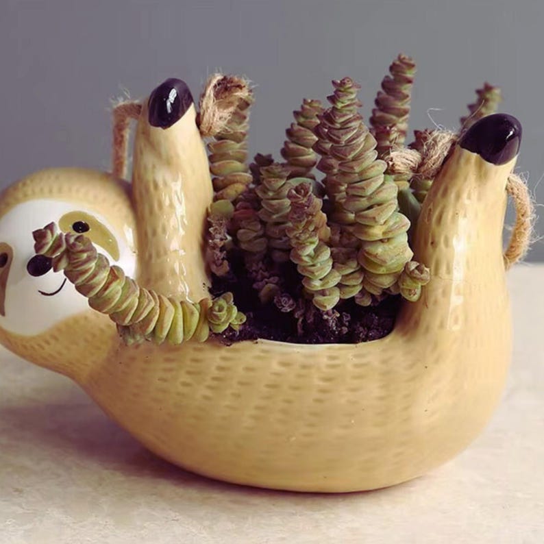 Sloth hanging flower pot