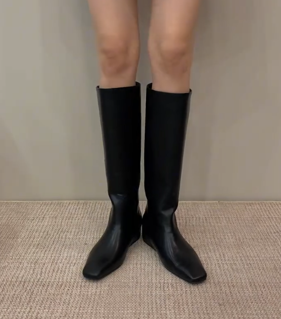 Women's spatula-head fashionable leather boots